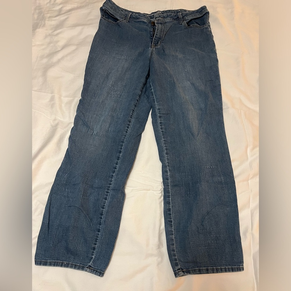 W62 jeans, classic fit straight, size 18